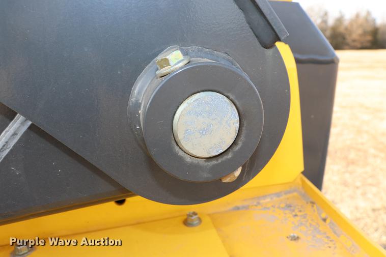 image for item EC9483 2017 New Holland L230 skid steer