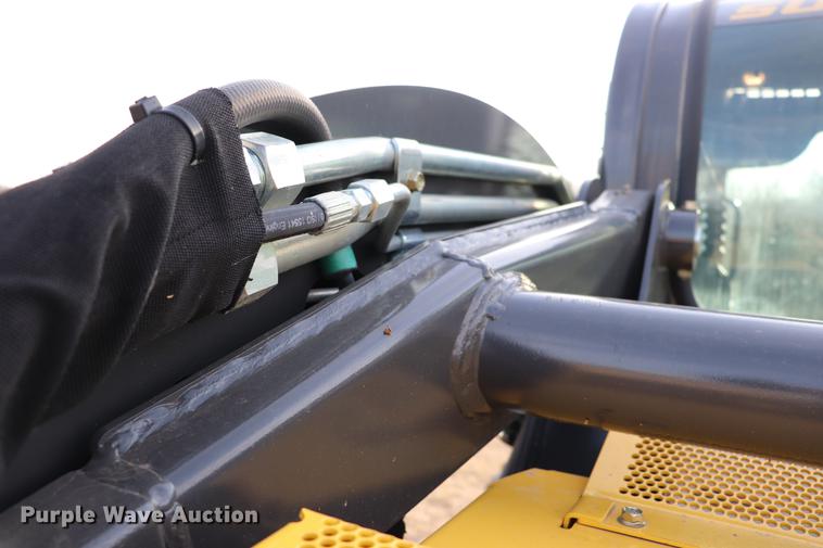 image for item EC9483 2017 New Holland L230 skid steer