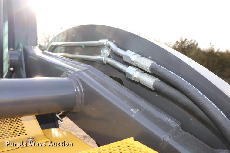 image for item EC9483 2017 New Holland L230 skid steer