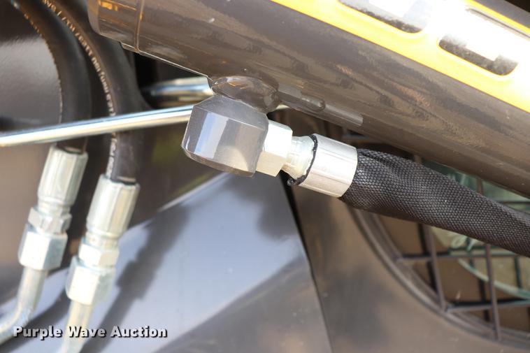 image for item EC9483 2017 New Holland L230 skid steer