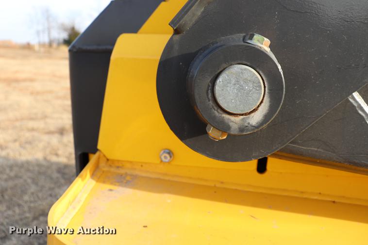 image for item EC9483 2017 New Holland L230 skid steer