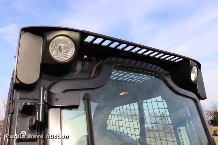 image for item EC9483 2017 New Holland L230 skid steer