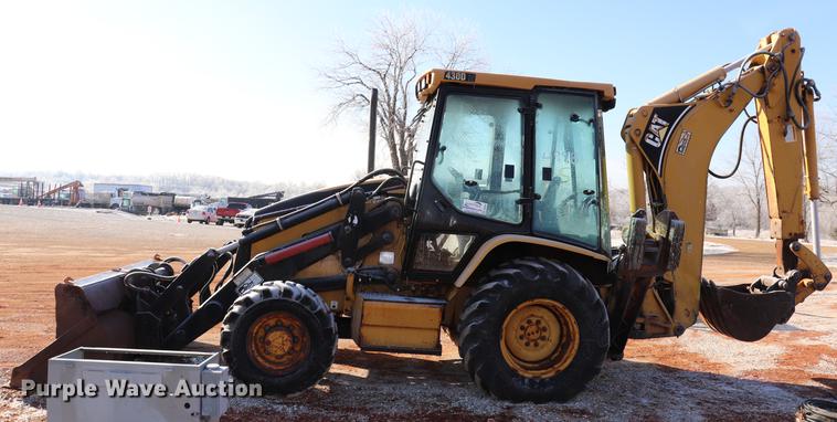 image for item EC9484 2001 Caterpillar 430D IT backhoe