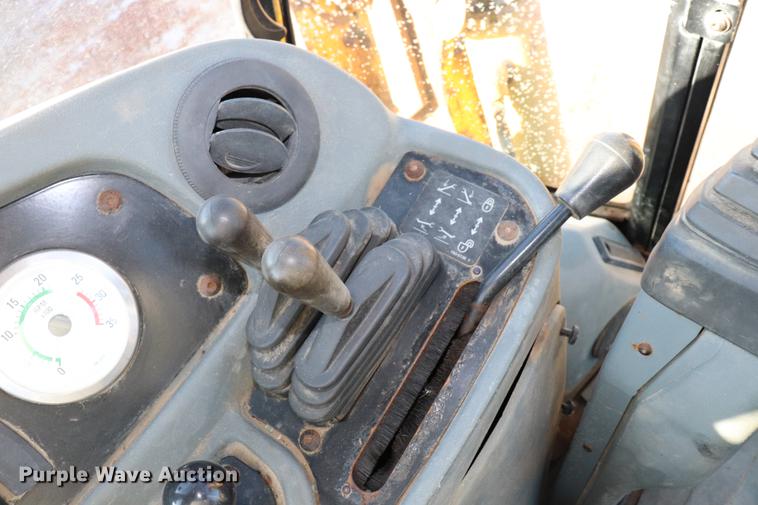 image for item EC9484 2001 Caterpillar 430D IT backhoe