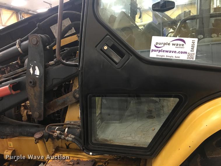 image for item EC9484 2001 Caterpillar 430D IT backhoe