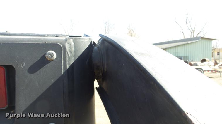 image for item EH9019 2000 John Deere 250 skid steer