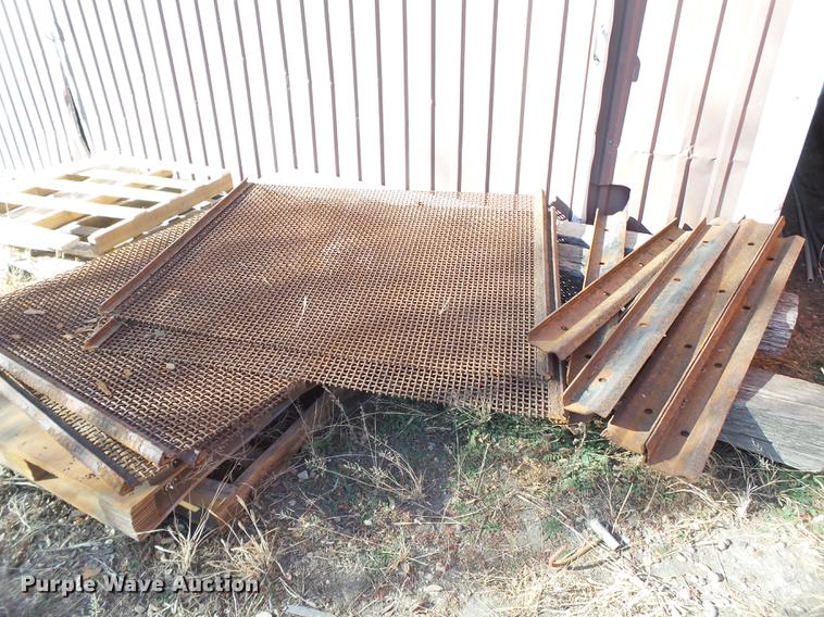 image for item EI9534 2014 Kleemann MS19Z Mobilscreen screening plant