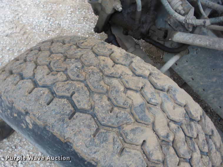 image for item J8536 1978 International F2574 crane truck