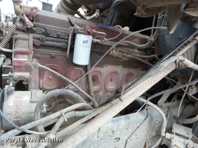 image for item J8536 1978 International F2574 crane truck