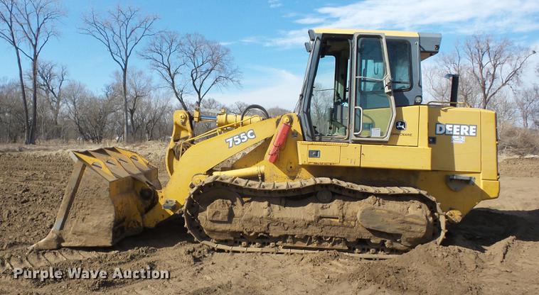 image for item J8538 2002 John Deere 755C track loader