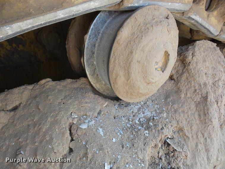 image for item J8538 2002 John Deere 755C track loader