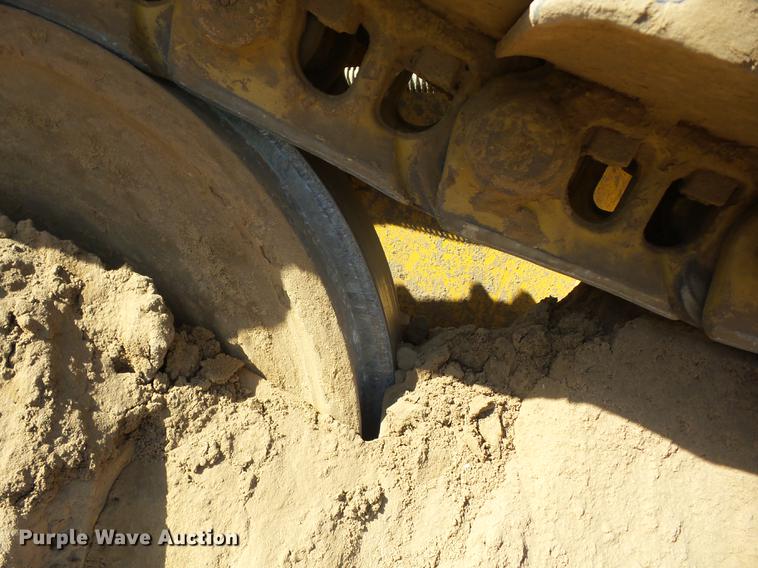 image for item J8538 2002 John Deere 755C track loader