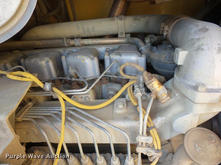 image for item J8538 2002 John Deere 755C track loader