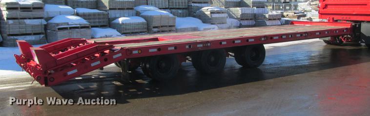 image for item K6056 2005 Cashman equipment trailer