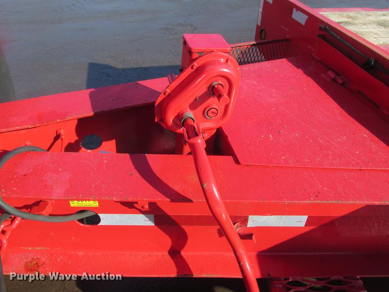 image for item K6056 2005 Cashman equipment trailer