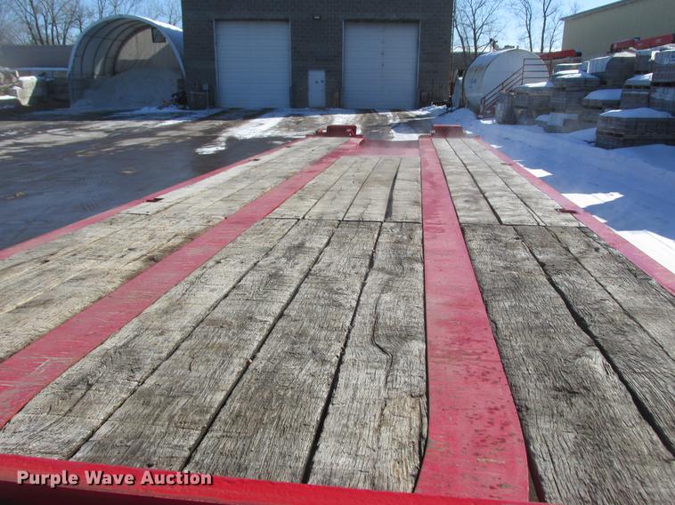 image for item K6056 2005 Cashman equipment trailer