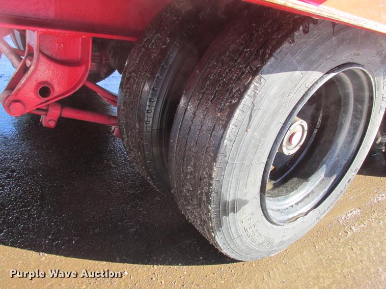 image for item K6056 2005 Cashman equipment trailer