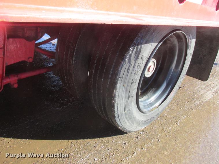 image for item K6056 2005 Cashman equipment trailer