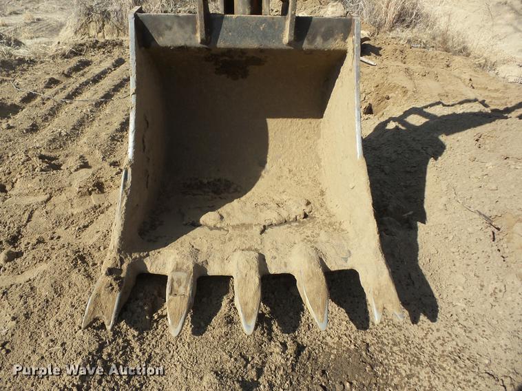 image for item K6282 1997 Komatsu PC200LC-6LE excavator