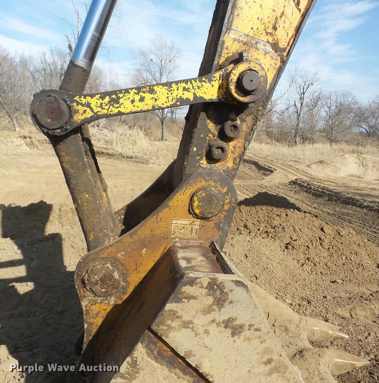 image for item K6282 1997 Komatsu PC200LC-6LE excavator