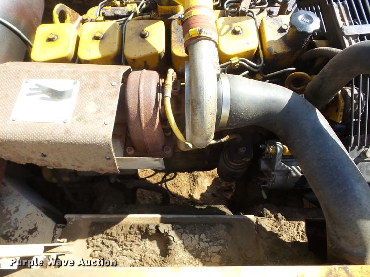 image for item K6282 1997 Komatsu PC200LC-6LE excavator