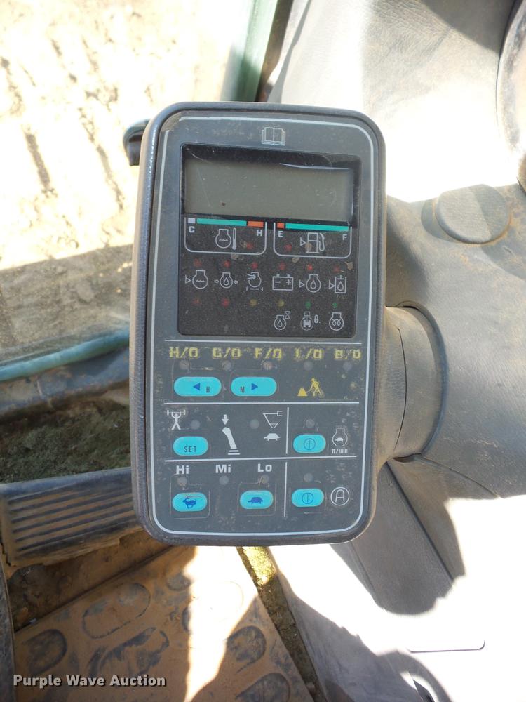 image for item K6282 1997 Komatsu PC200LC-6LE excavator