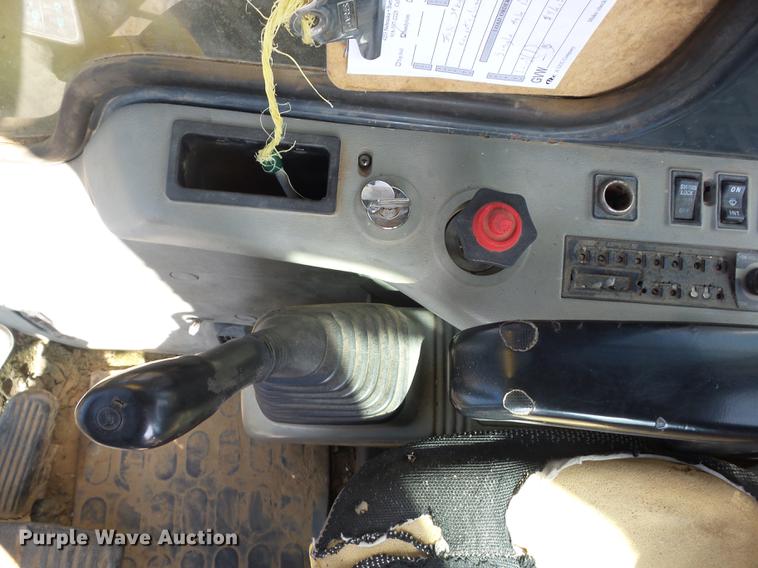 image for item K6282 1997 Komatsu PC200LC-6LE excavator