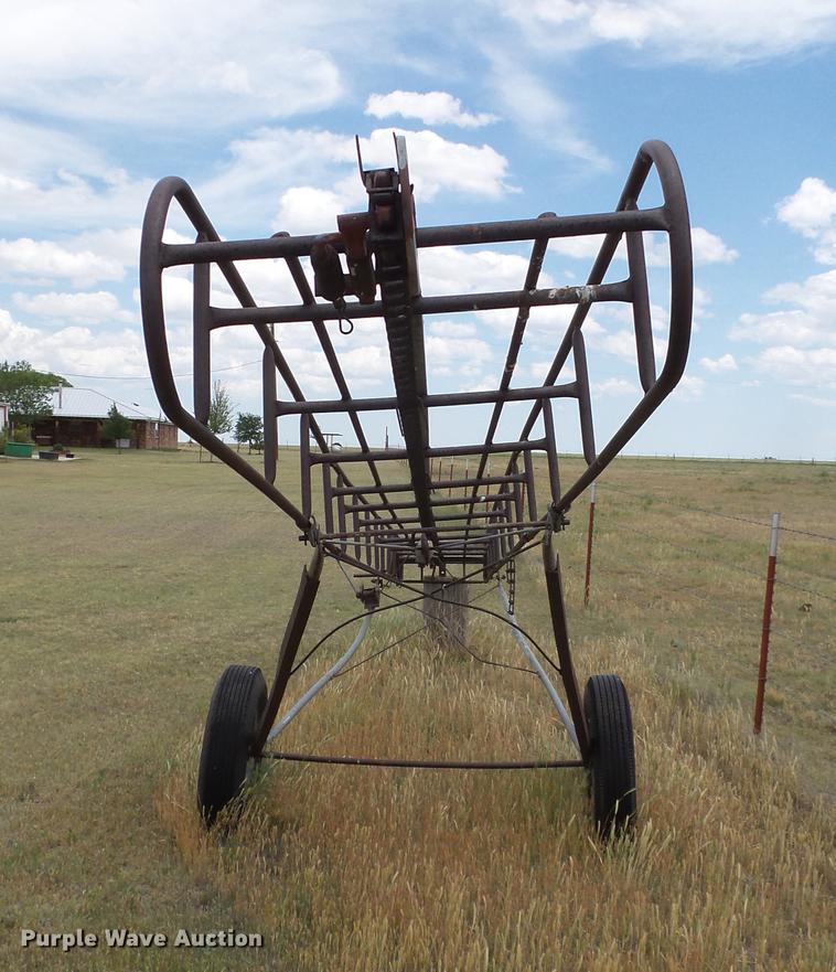 image for item BZ9127 Mayrath square bale elevator