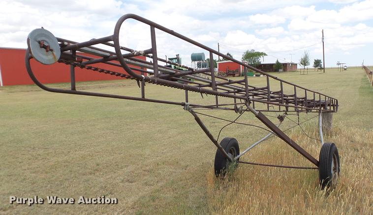 image for item BZ9127 Mayrath square bale elevator