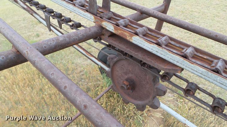 image for item BZ9127 Mayrath square bale elevator