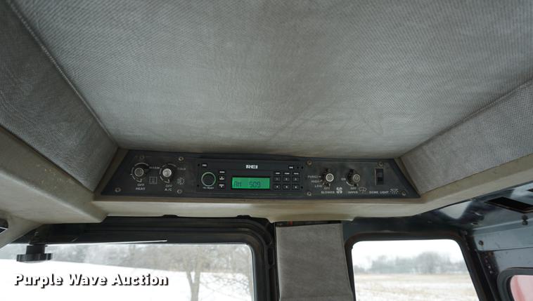 image for item DB0389 1983 Case IH 2394 tractor