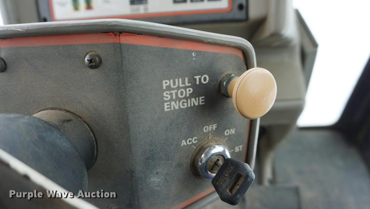 image for item DB0389 1983 Case IH 2394 tractor