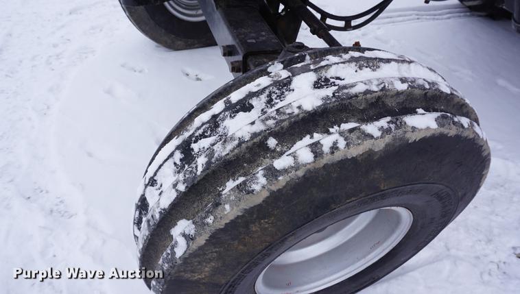 image for item DB0389 1983 Case IH 2394 tractor