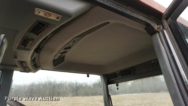 image for item DB0430 1991 Case IH 7130 MFWD tractor