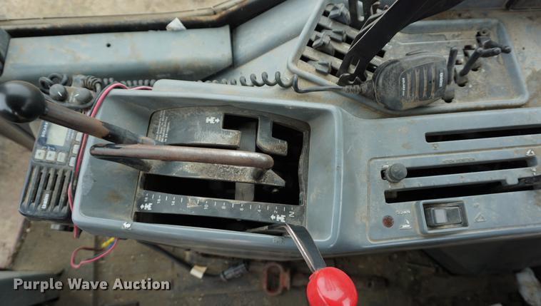 image for item DB0430 1991 Case IH 7130 MFWD tractor