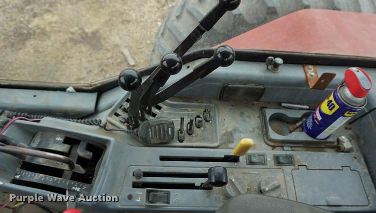 image for item DB0430 1991 Case IH 7130 MFWD tractor