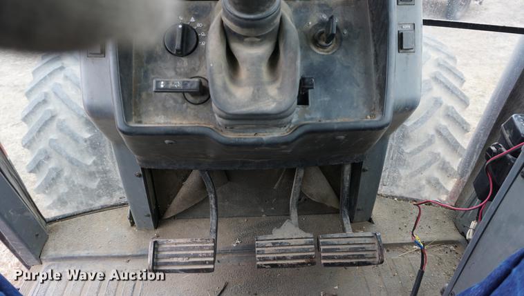 image for item DB0430 1991 Case IH 7130 MFWD tractor