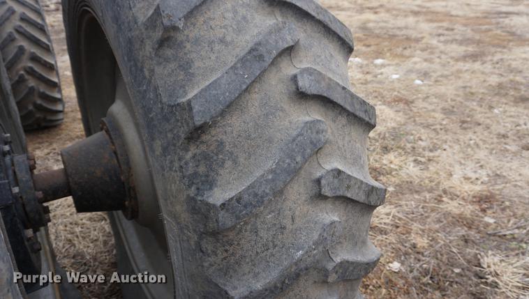 image for item DB0430 1991 Case IH 7130 MFWD tractor