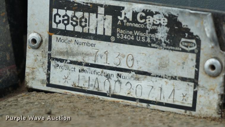 image for item DB0430 1991 Case IH 7130 MFWD tractor