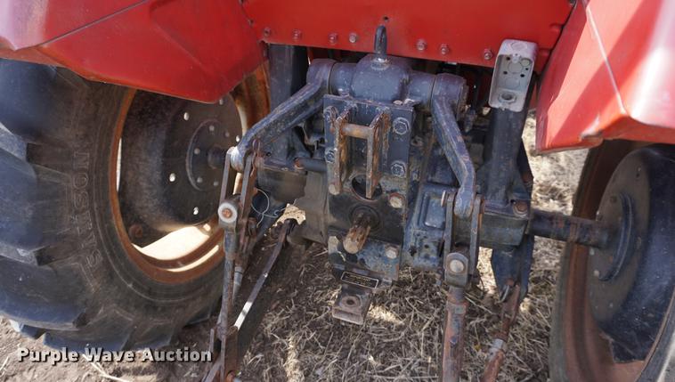 image for item DB0442 1988 Case IH 245 tractor