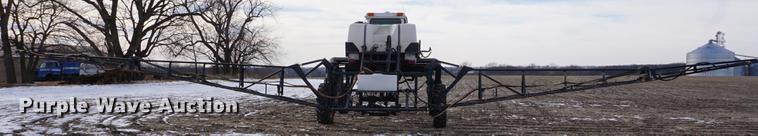 image for item DB0443 1998 SpraCoupe 4640 self-propelled sprayer