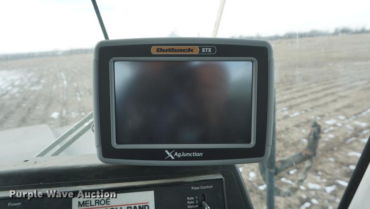 image for item DB0443 1998 SpraCoupe 4640 self-propelled sprayer