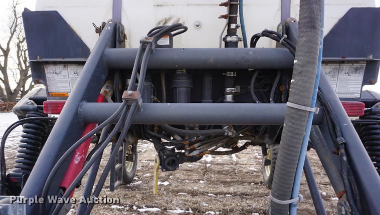 image for item DB0443 1998 SpraCoupe 4640 self-propelled sprayer