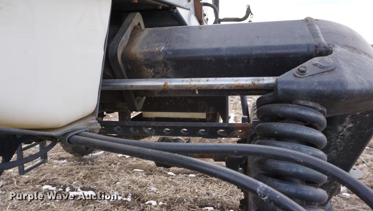 image for item DB0443 1998 SpraCoupe 4640 self-propelled sprayer