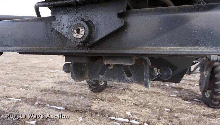 image for item DB0443 1998 SpraCoupe 4640 self-propelled sprayer