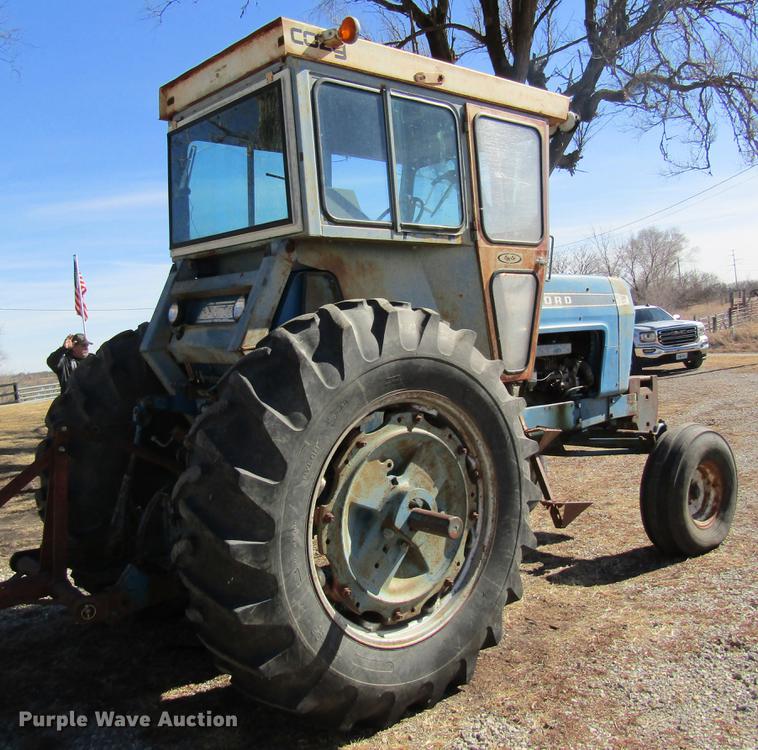image for item DB5941 Ford 8000 tractor