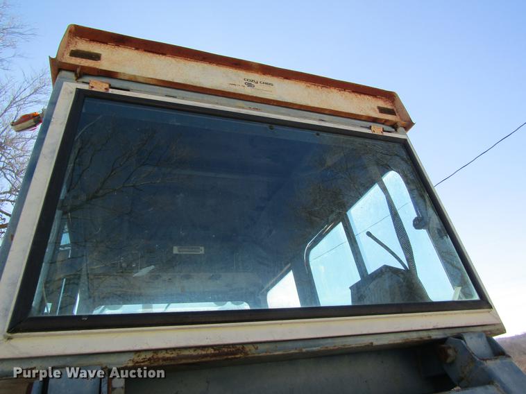 image for item DB5941 Ford 8000 tractor