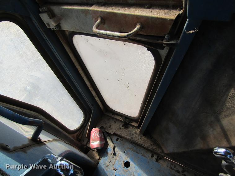 image for item DB5941 Ford 8000 tractor