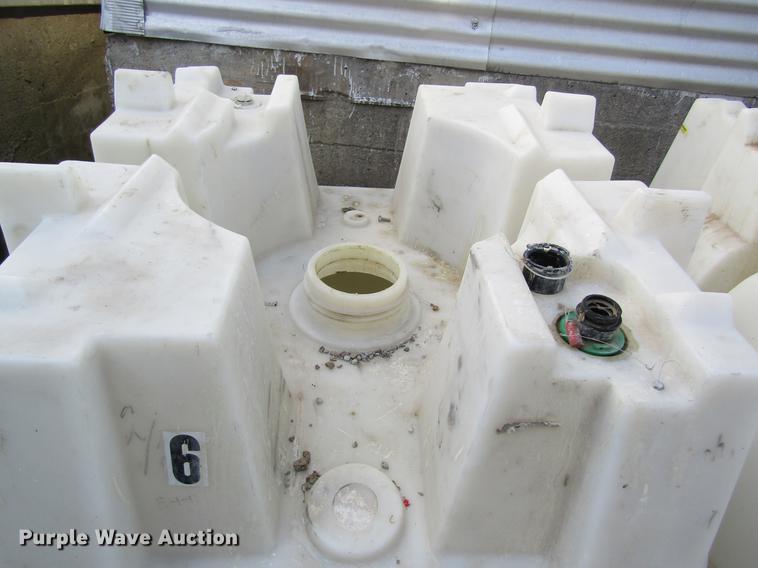 image for item DB5942 (9) chemical shuttles