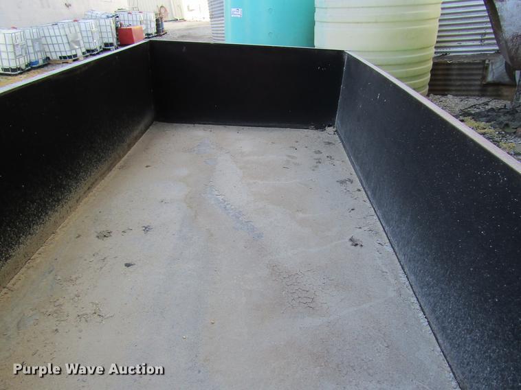 image for item DB5943 (2) poly tanks